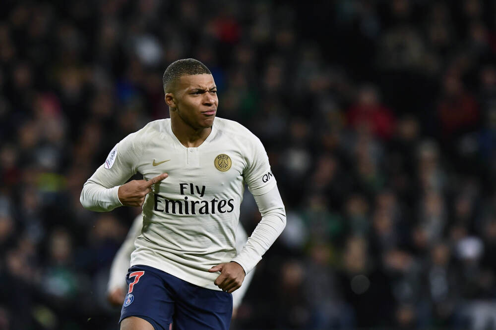 全能表现！普理查德半场7中3拿到8分4板6助